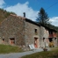 Casa de lloger ntegre per a cinc persones. Situada a1550m sobre el nivell del mar, en el Pirineu Oriental amb magnficas vistas de la Vall de Ribes. Disposa de cuina-menjador, dos habitacions i un bayn.   