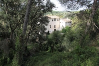  Mol Cortadas.Casa independent d'agroturisme al Tarragons Capacitat 6 persones. En zona rural prop de la platja. Ideal per vacances. Podreu descansar, passejar. Visites turstiques i culturals. Horta ecolgica, podreu aprovisionar-vos de verdures fresques. Ben comunicada amb Tarragona i Barcelona.