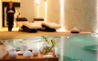 L'hotel disposa tamb d'un Spa completament equipat, amb dues cabines per a tractaments.   Piscina interior amb raigs daigua   Llits d'aigua   Sauna i bany turc   Piscina de contrast