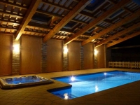 la piscina