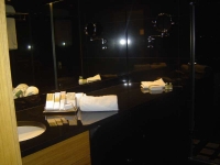 Lavabo habitaci, amb els 'amenities' del hotel d'obsequi