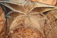 Detall de la capella gotica de l'esglsia del castell.