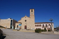 Esglsia de Sant Pere d dena, que fou projectada per larquitecte Alejandro Tintor Oller