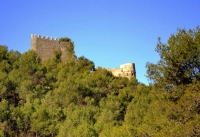 Castell de Marmellar i ermita romnica de Sant Miquel.