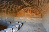 Interior de les cabanes de Volta, llocs d�habitaci� sense estructures, que servien de refugi als pagesos en moments de pluja.