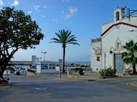 Plaa de Sant Pere i Esglsia Parroquial (Les Cases)