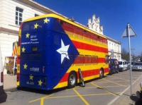 El bus cap a la independencia, mercat del ram de vic.