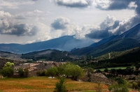 vista del poble dintre del seu entorrn que �s el Montsec